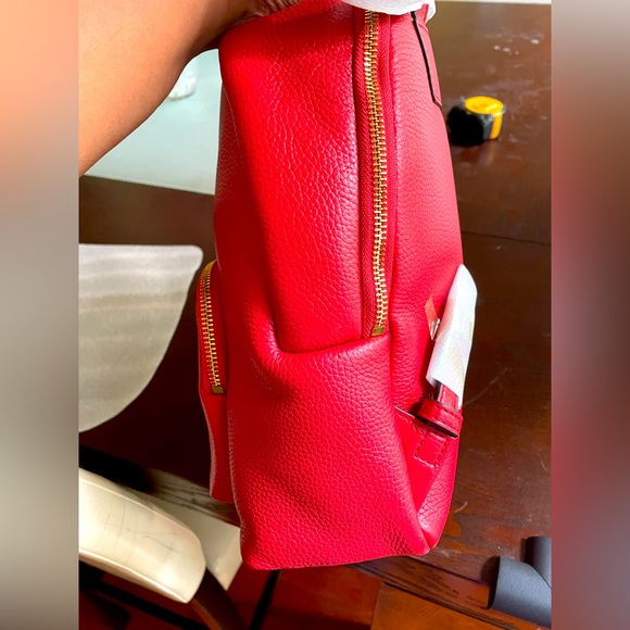 Michael Kors Erin Medium Leather Backpack - Color Flame - Picture 4 of 10